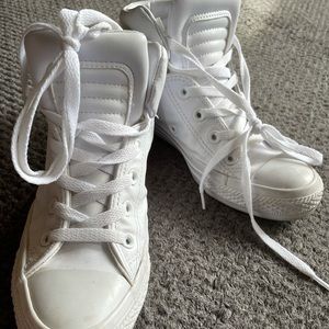 Leather converse women’s 7